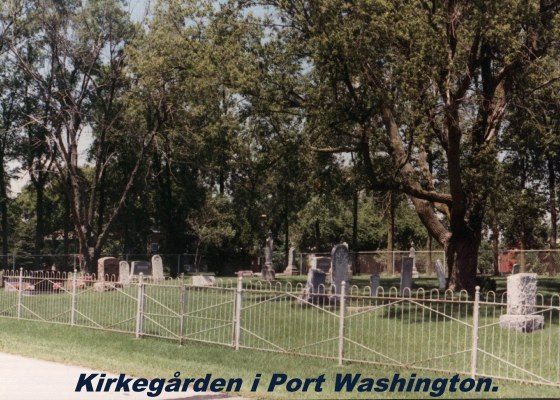 Holden West Cemetary in Port Washington.
Kirkegården i Port Washington.